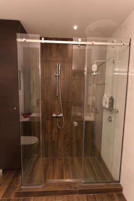 Sunset City Apartment Волос Екстериор снимка